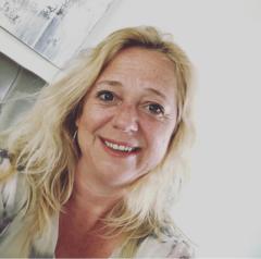 Karin Van Dasselaar