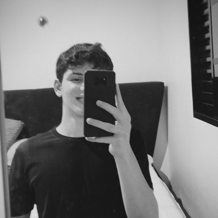 Janiel Vicente Testa