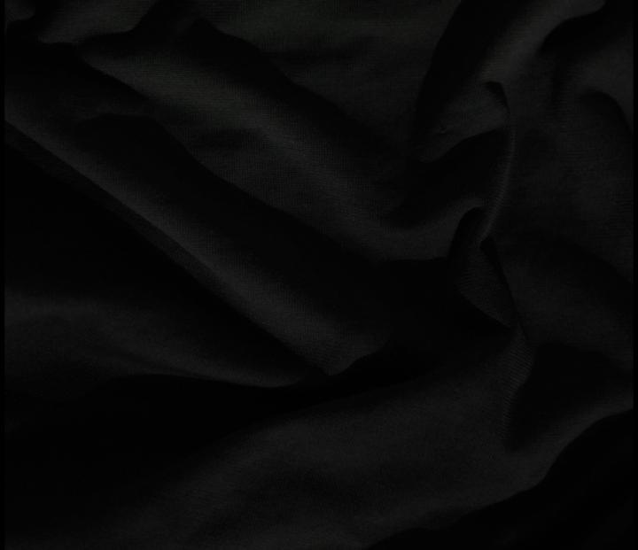 Lilive R.
