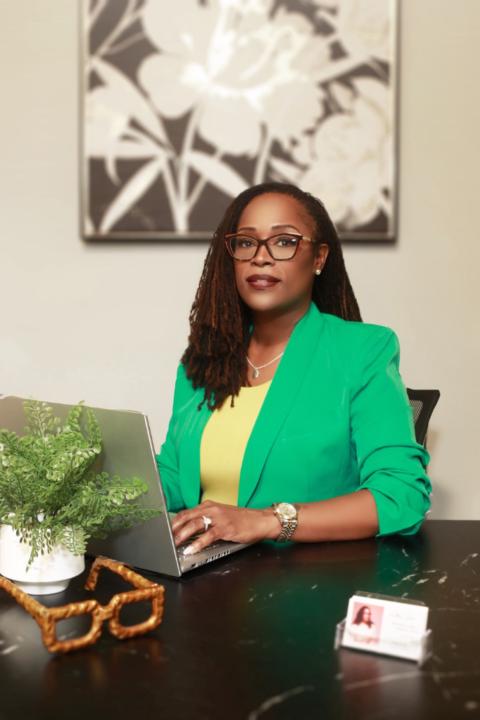 Adra Glenn