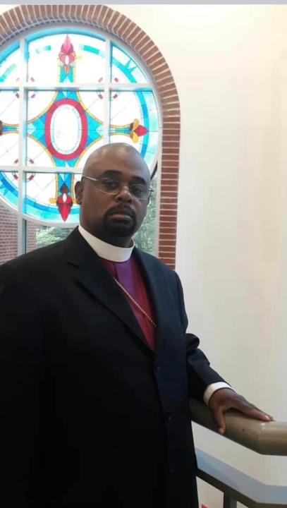 Nelson E Robetson Jr