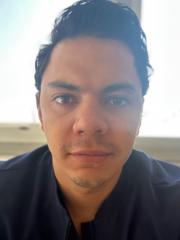 Víctor López