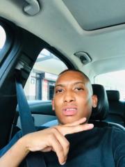 Gomolemo Motsisi