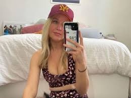 Alexandra Janet