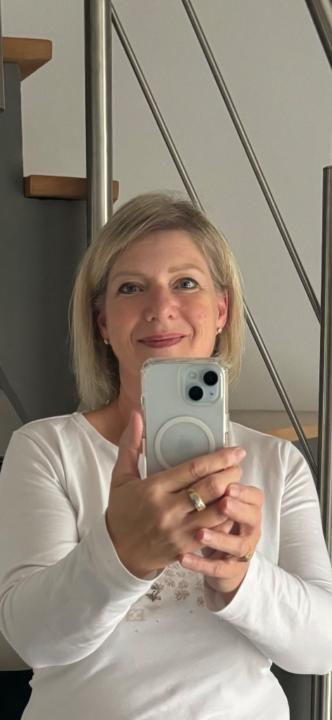Constanze Khaznadar