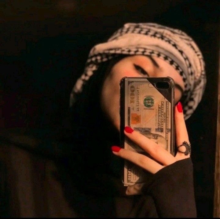 Wajiha W