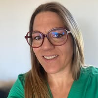 Stephanie Brouat