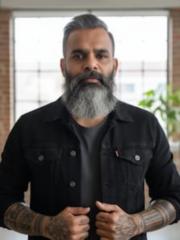 Mark D Silva