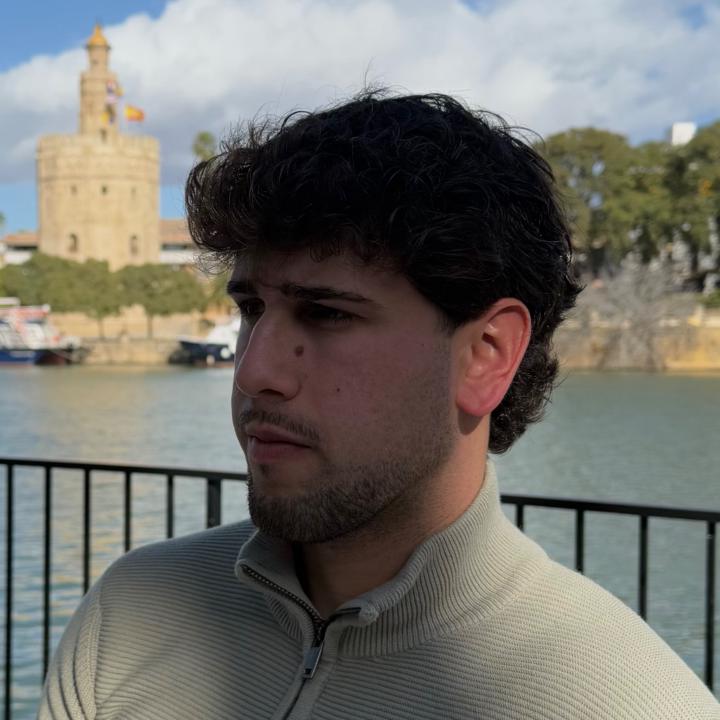 Adrián Iglesias