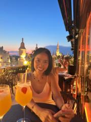 Demi Hoang