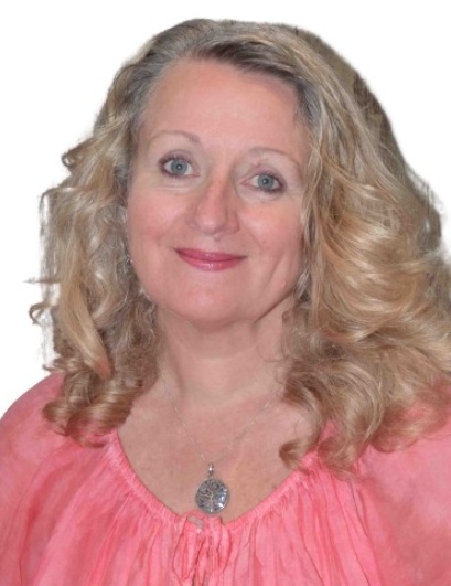 Tracey Hall Roberts