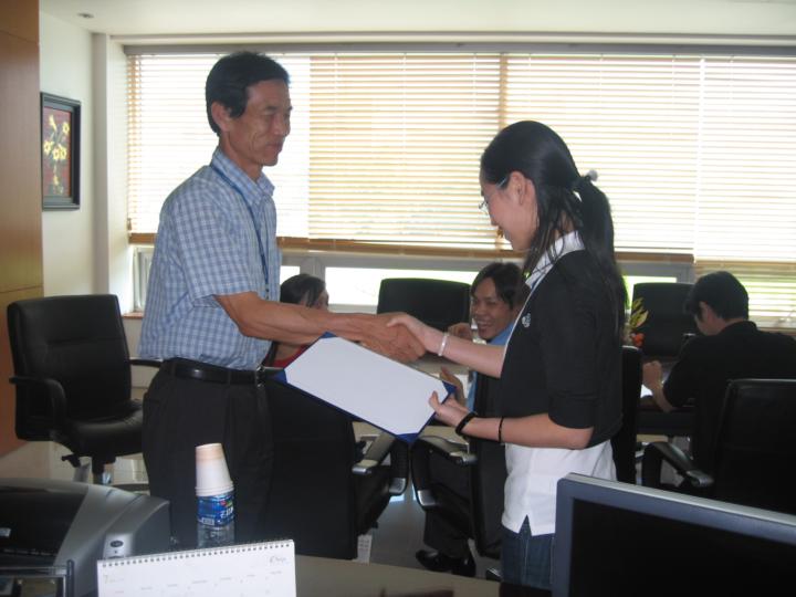 Tấm bằng tốt nghiệp muộn 1 năm và bước ngoặt tuổi đôi mươi tại Hàn Quốc