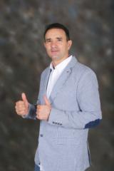 Rene Macias Urdanivia