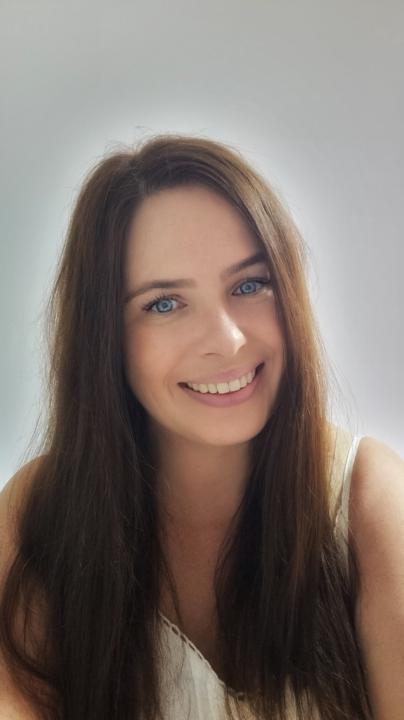 Adelie Hanly