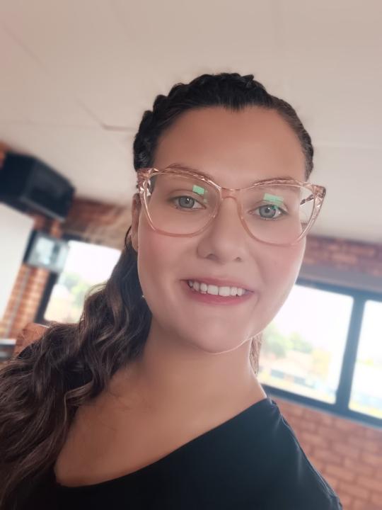 Reneé Loots