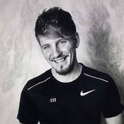 Oli Bell
