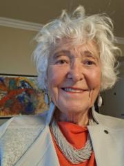 Eva Bach