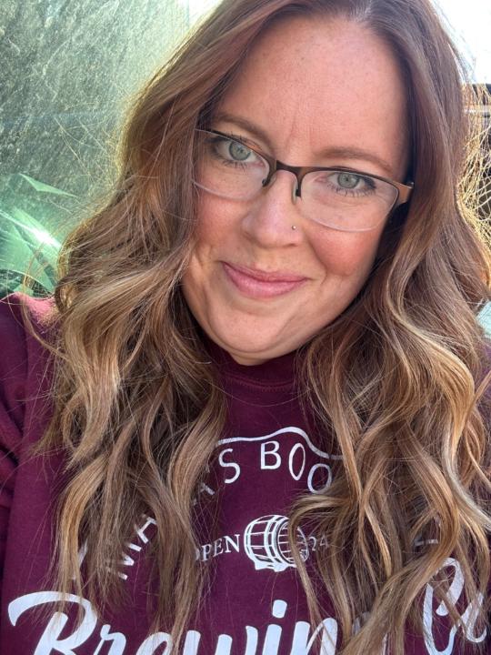 Julia Elliott