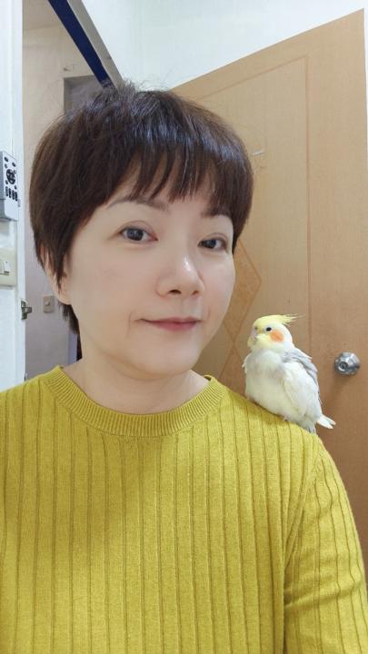 粘 娟榕