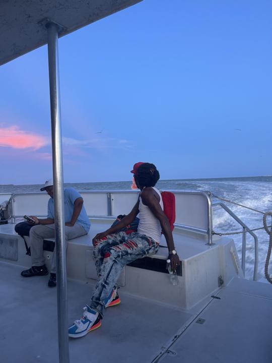 Life Off-Grid 🌴