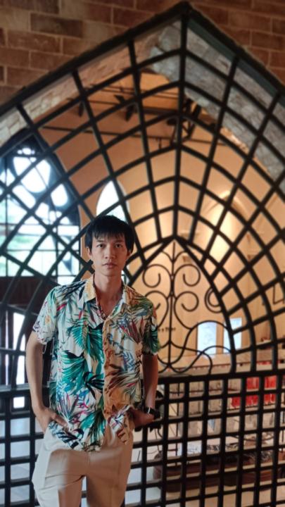 Ekkawit Ruangcharoon