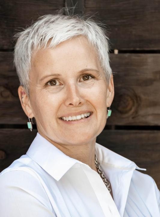 Kelly Perry