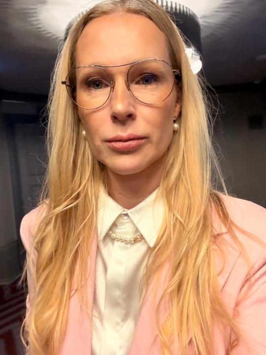 Lāsma Luksa
