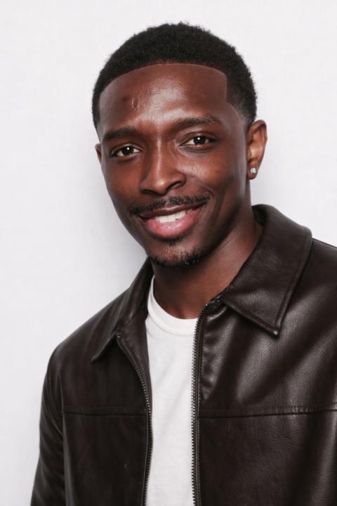 DeVaughn Clark