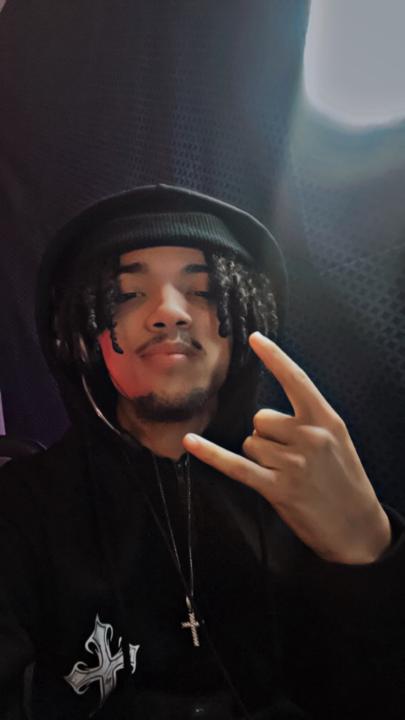 Isaiah Hull
