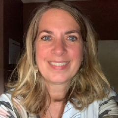 Lori Lukasezck