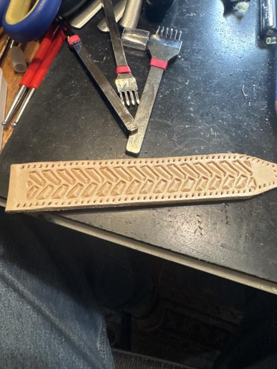 How to know witch way to “cast” my stitches. 