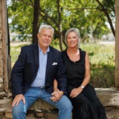 Tom and Susan Symons