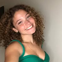 Giovana Moreira