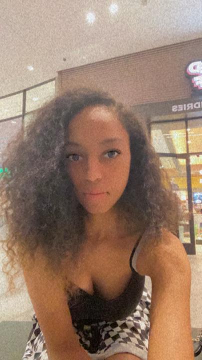 Alexandria Carpenter