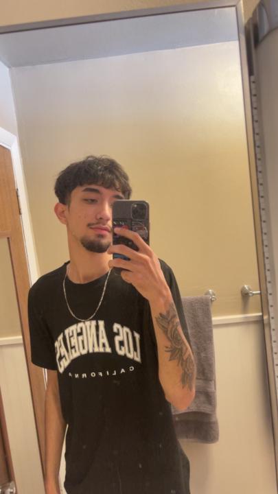 Izaiah Menodza