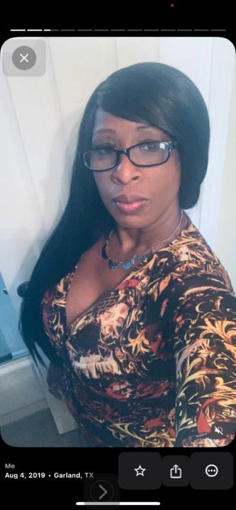 Rhonda Roberts