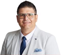 Max Macias