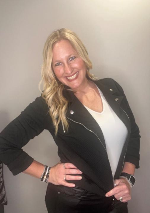 Amy Hoelscher