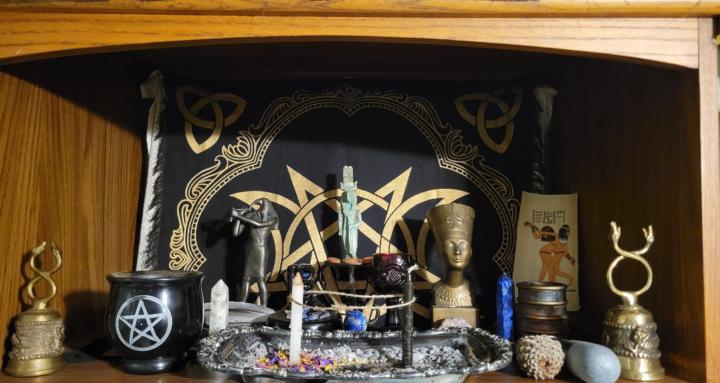 Unconditional Divination