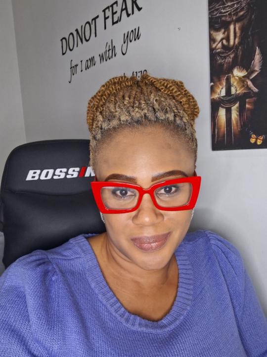 Glory Okpoyo