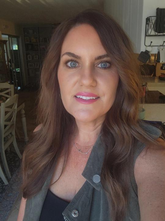 Janell Graves