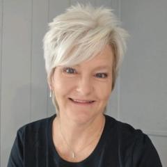 Bonnie Lelak