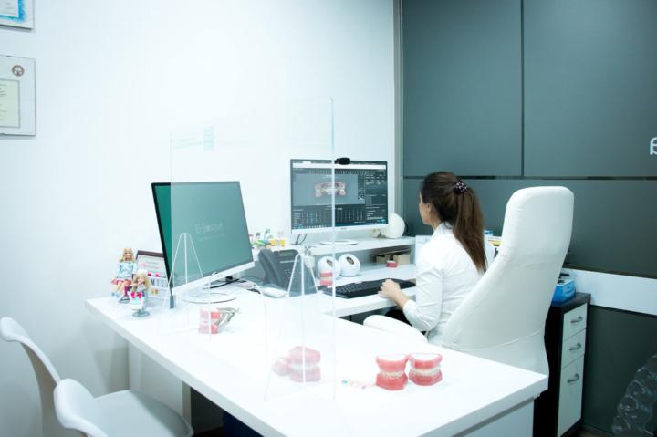 Comunicación CAD Designer | Dra. Marta Cuadra — Las 7 C's