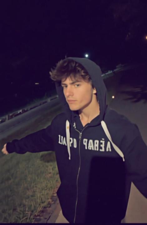 Sam W