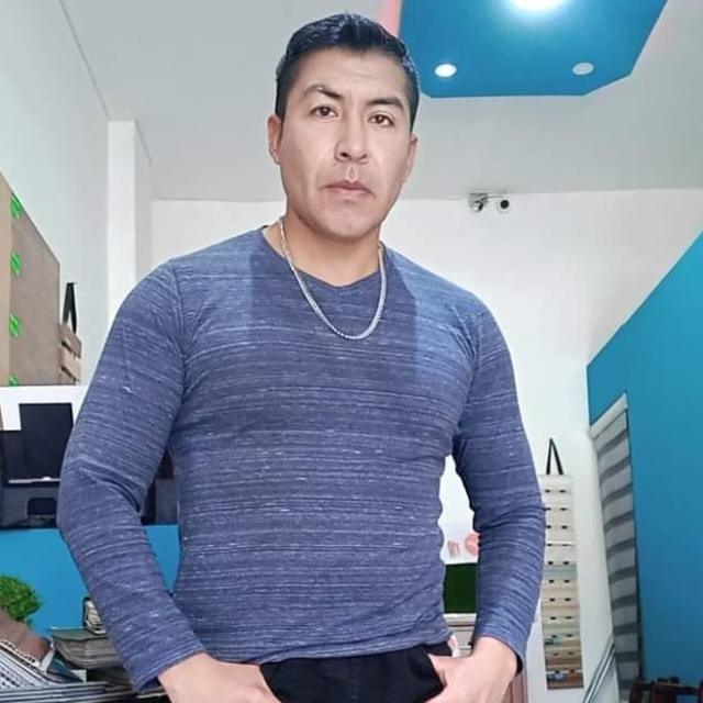 W.Robert Achig Taipe