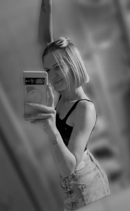Laura Falk