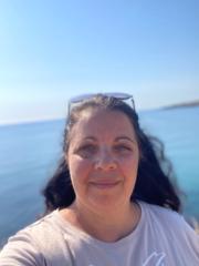 Виктория Славкова