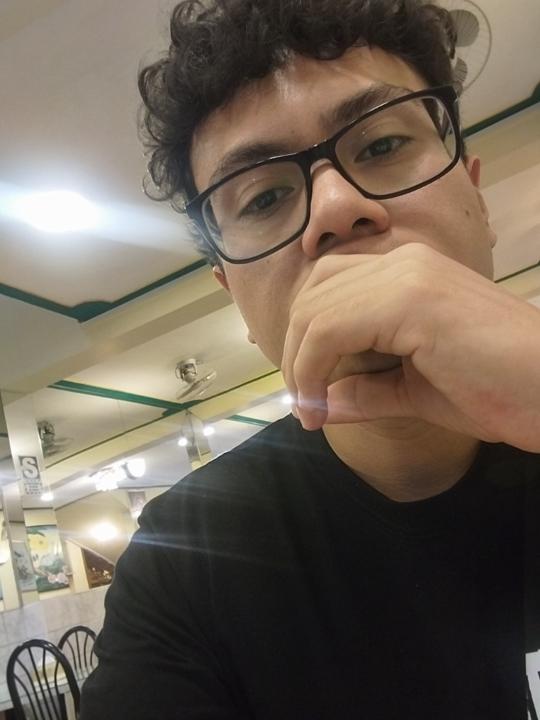 Benjamin Flores