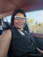 Lindiwe Momela
