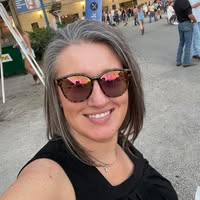 Ashley Zumaris